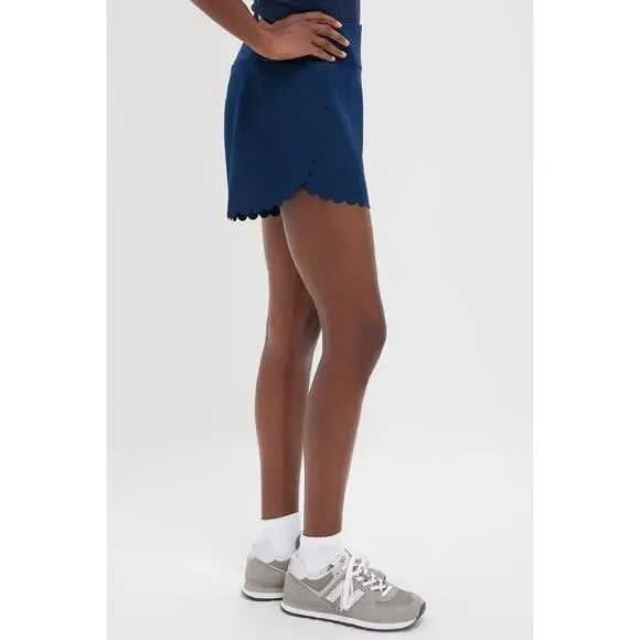 TUCKERNUCK SPORT Navy Scallop Performance Jersey Marisa Short Size L NWT
